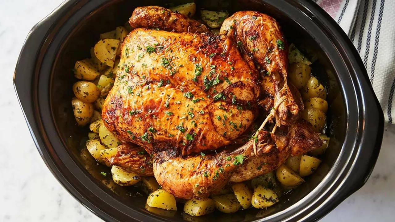 Can you cook chicken and turkey together in a slow cooker?